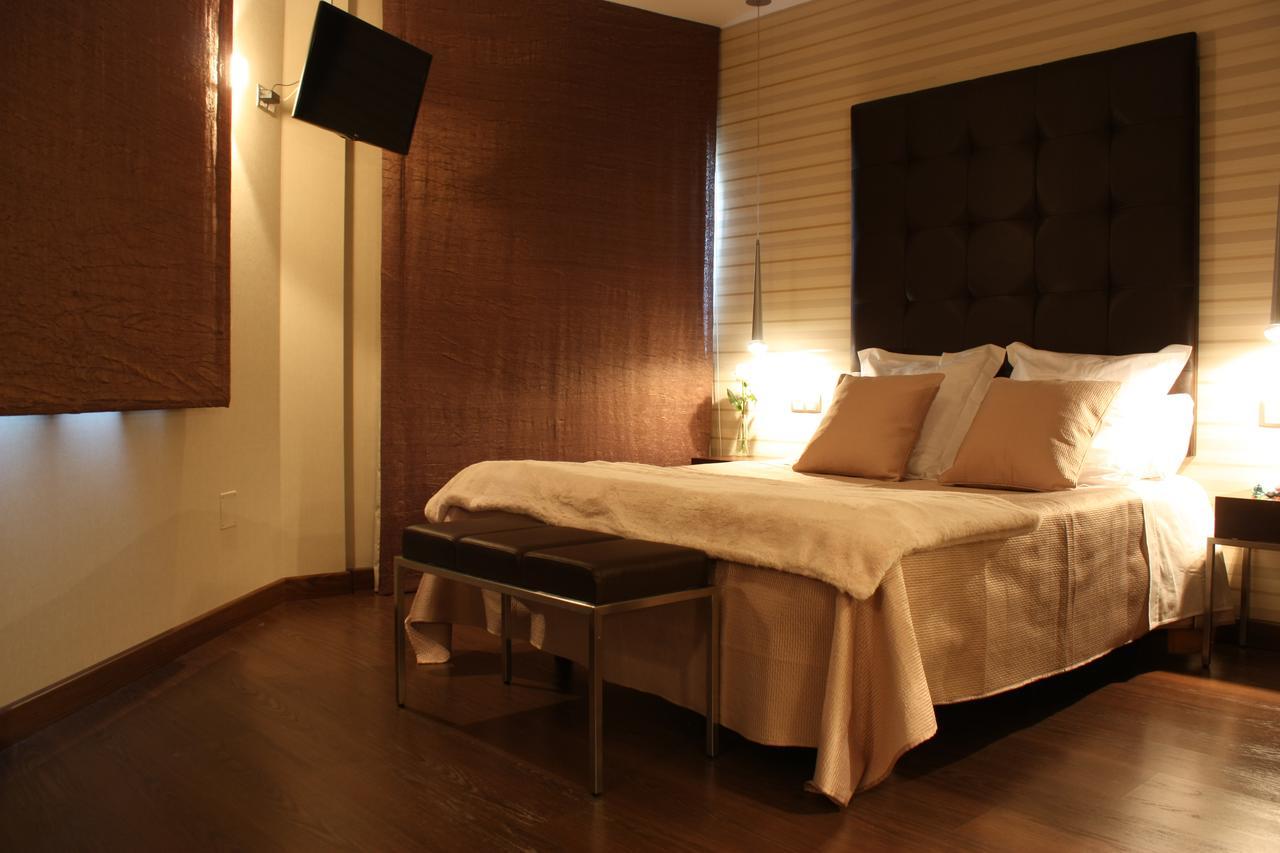 Hotel Pontes Do Eume Puentes de Garcia Rodriguez Rum bild
